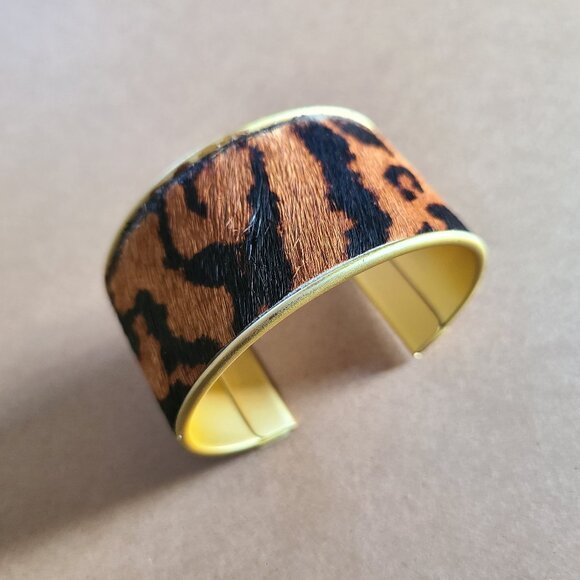 Gold Cuff Bracelet - Picture 1 of 7